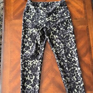 Balance Collection Black and olive green Patterned Leggings